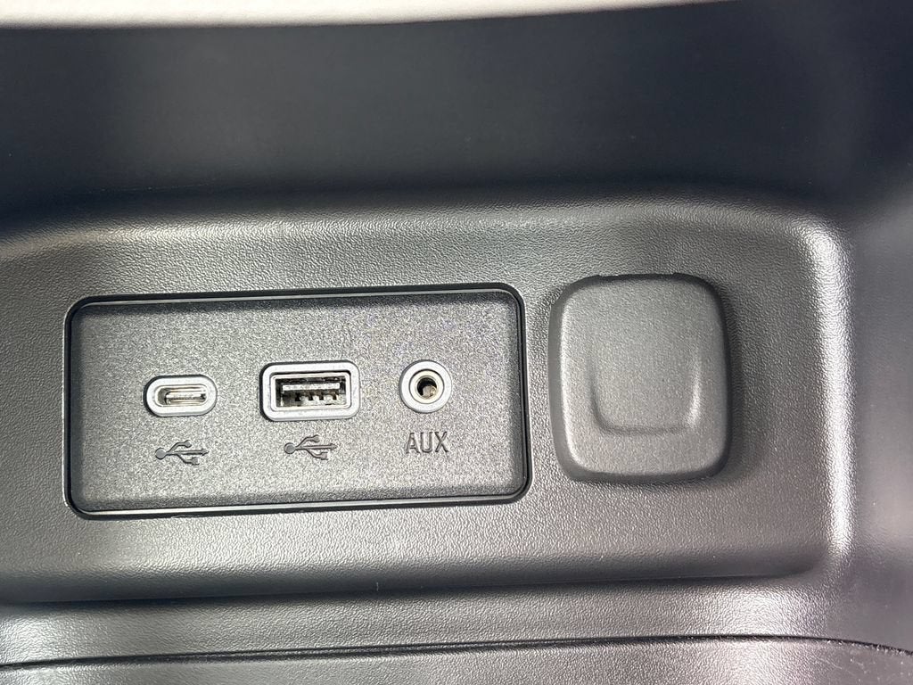 2023 Chevrolet Equinox LS - Photo 15