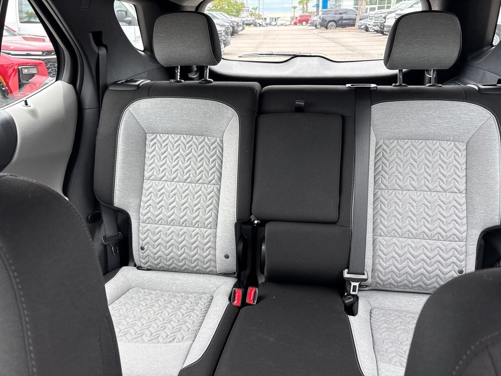 2023 Chevrolet Equinox LS - Photo 17
