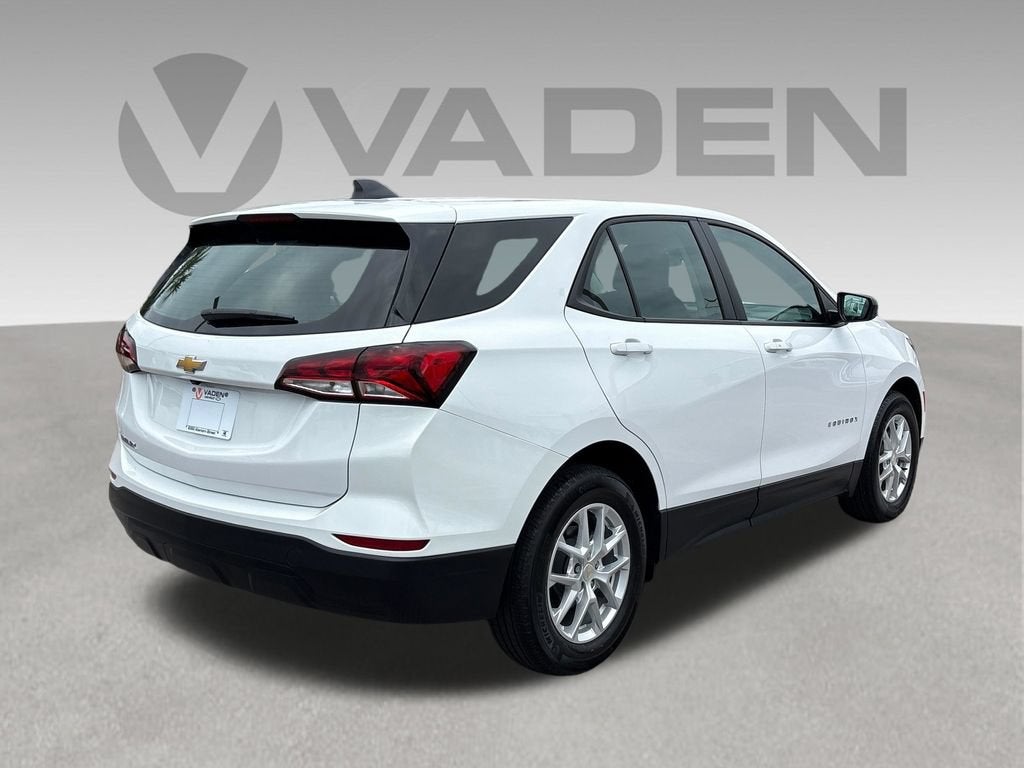 2023 Chevrolet Equinox LS - Photo 30