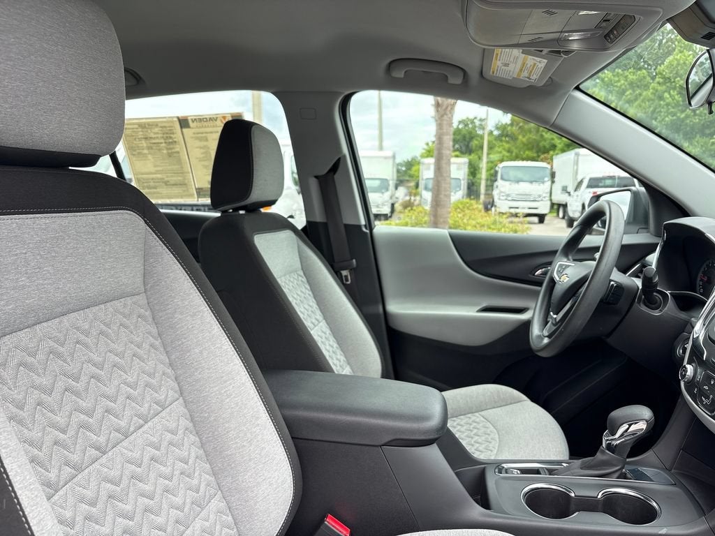 2023 Chevrolet Equinox LS - Photo 33