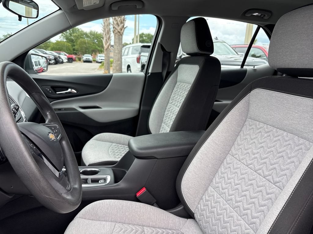 2023 Chevrolet Equinox LS - Photo 6