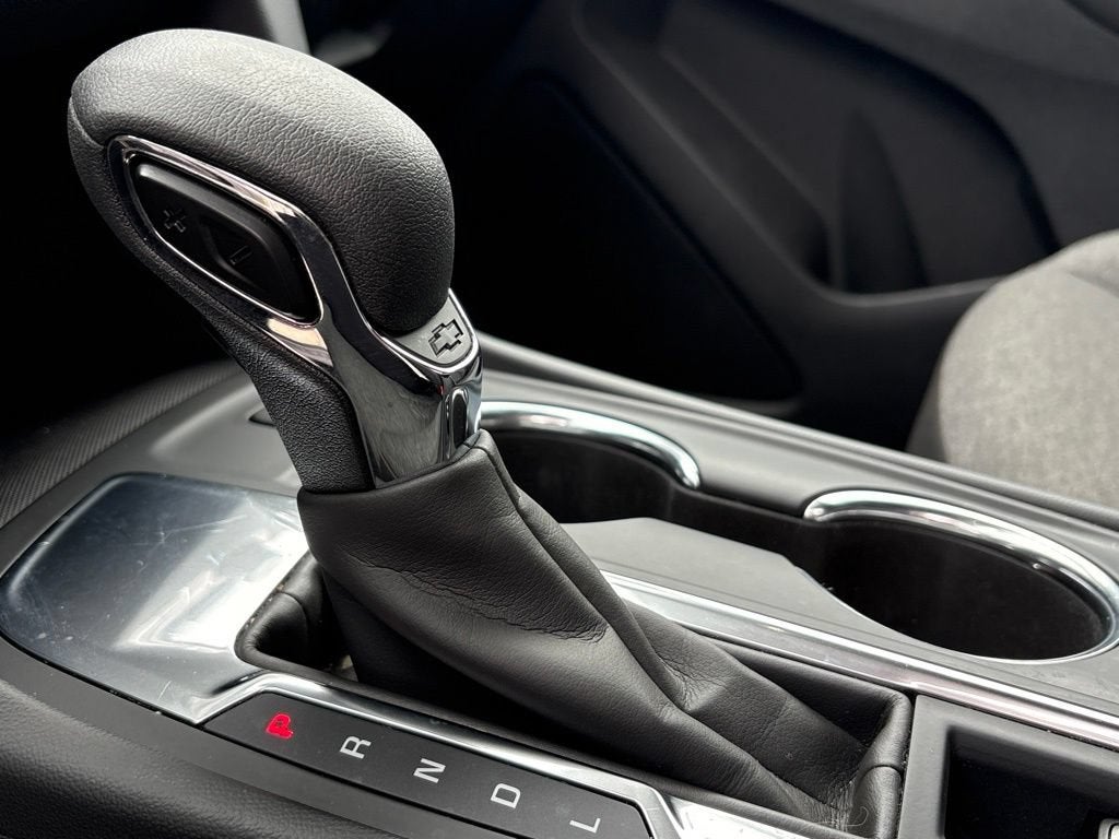 2024 Chevrolet Equinox LT - Photo 17