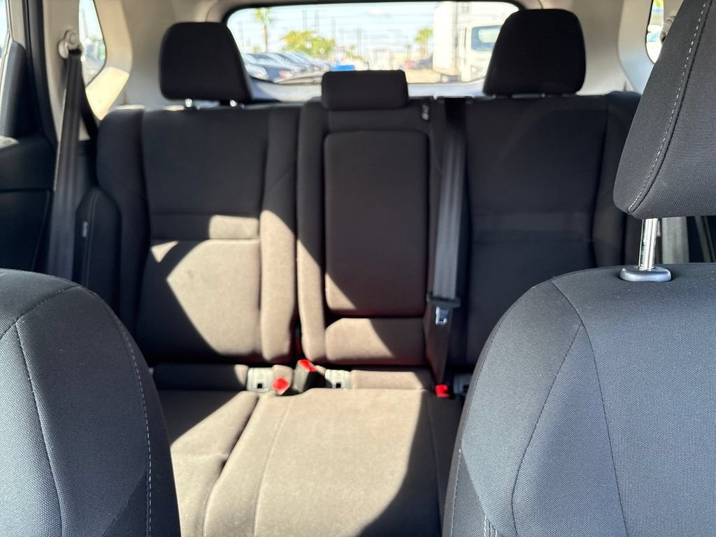 2024 Nissan Rogue S - Photo 18