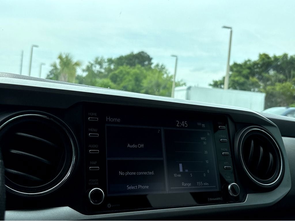 2021 Toyota Tacoma SR5 - Photo 8