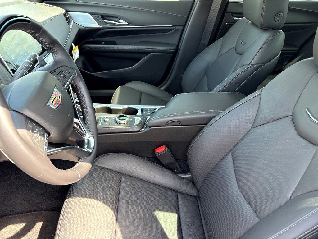2025 Cadillac CT4 Premium Luxury