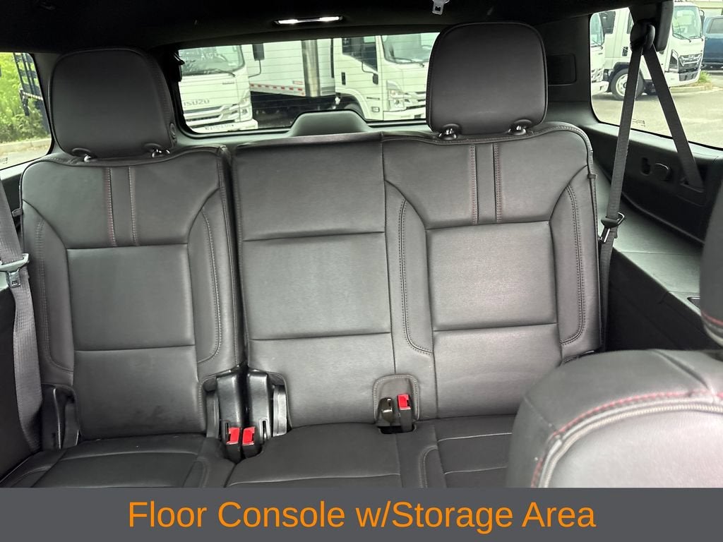 2023 Chevrolet Suburban RST