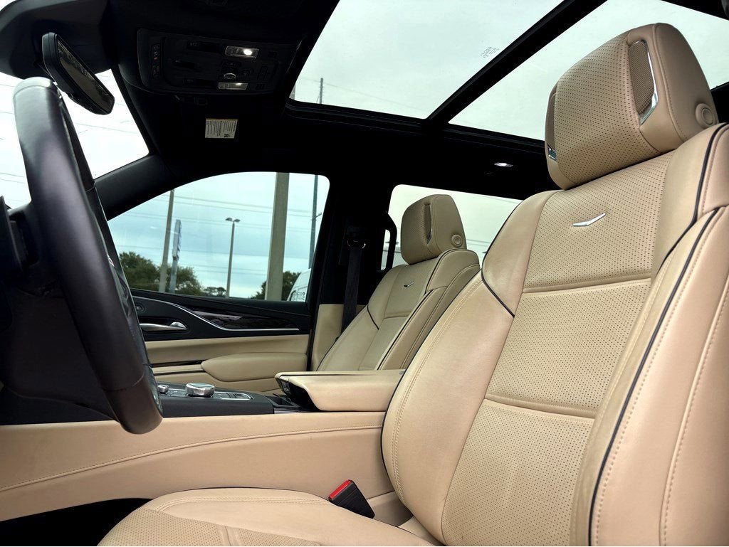 2023 Cadillac Escalade Premium Luxury - Photo 15