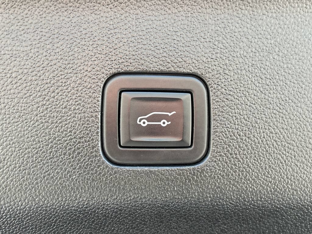 2024 Chevrolet Suburban Base