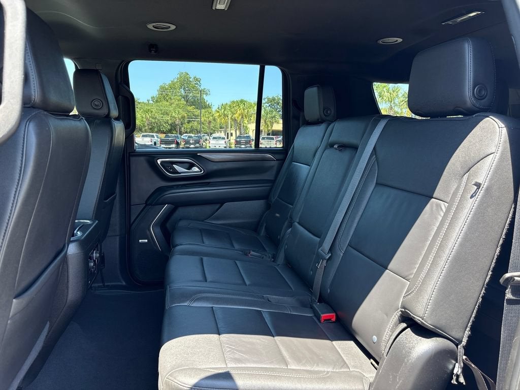 2024 Chevrolet Suburban Base