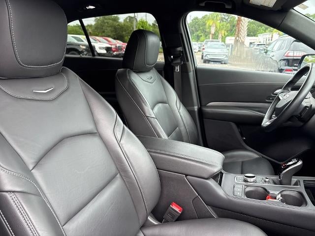2025 Cadillac XT4 Premium Luxury