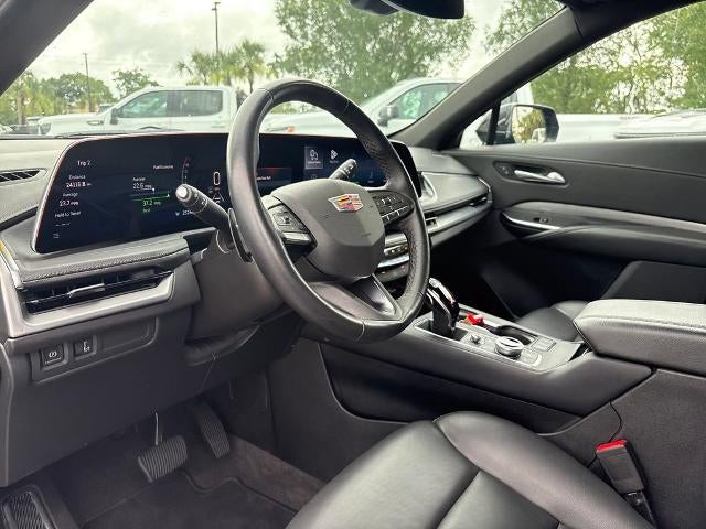 2025 Cadillac XT4 Premium Luxury