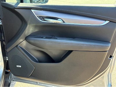 2023 Cadillac XT5 Luxury