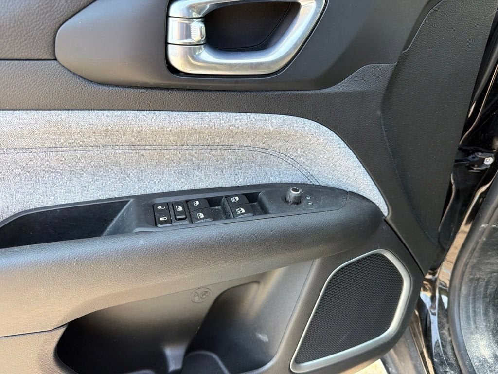 2024 Jeep Compass Base