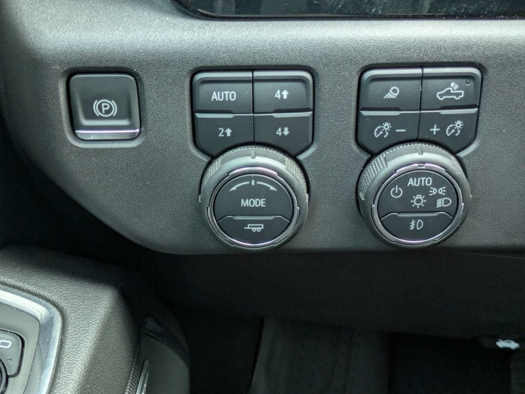 2024 Chevrolet Silverado 1500 Base