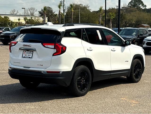 2023 GMC Terrain AT4