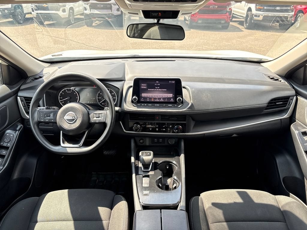 2024 Nissan Rogue Base