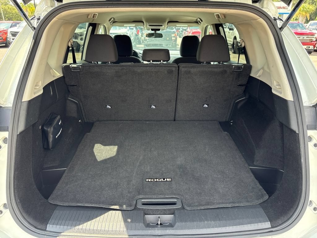 2024 Nissan Rogue Base