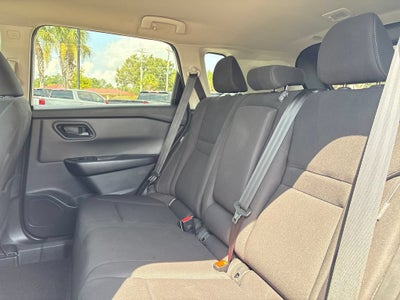 2024 Nissan Rogue Base
