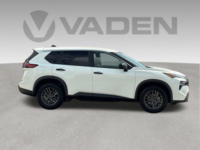 2024 Nissan Rogue Base