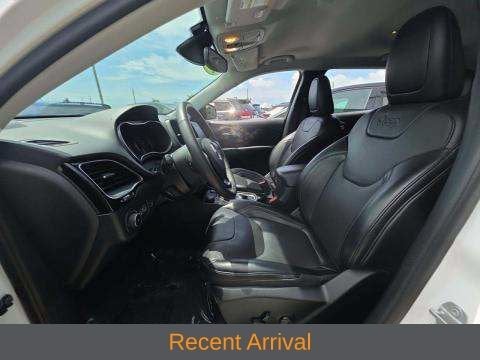 2023 Jeep Cherokee Base