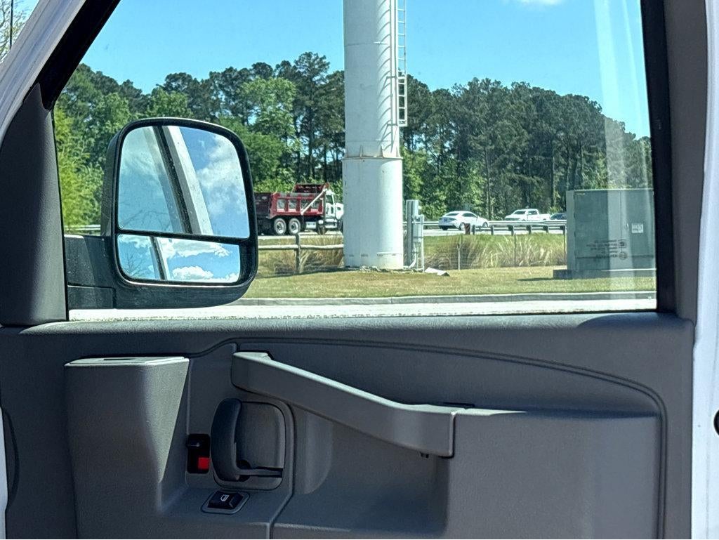 2019 Chevrolet Express Passenger 3500 LT