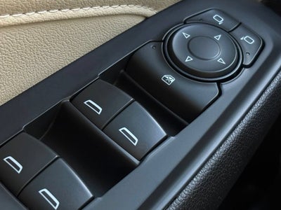 2022 Chevrolet Traverse Base