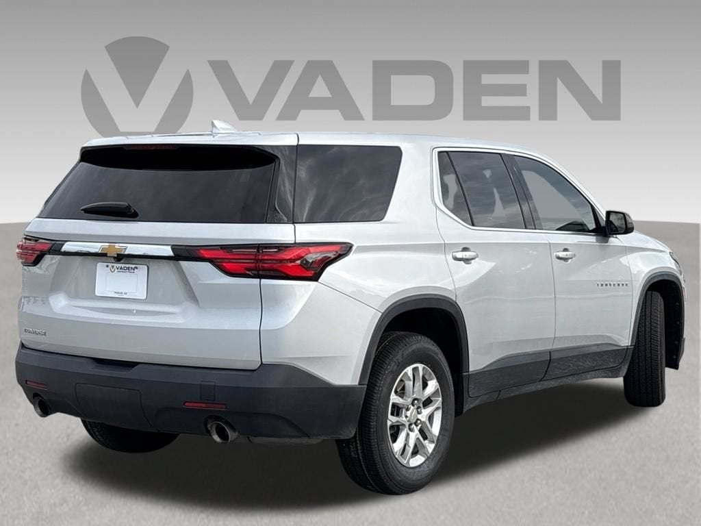 2022 Chevrolet Traverse Base