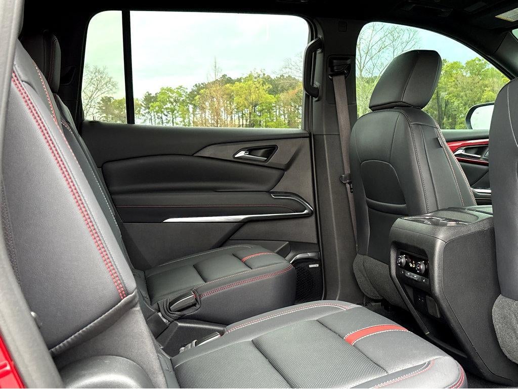 2025 Chevrolet Traverse RS