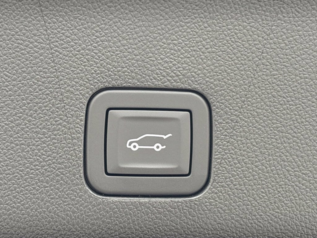 2027 Chevrolet Tahoe RST