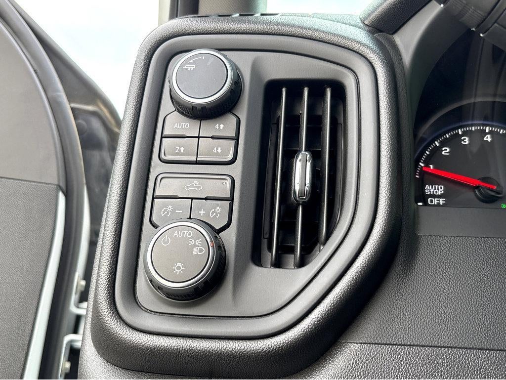 2025 Chevrolet Silverado 1500 Custom Trail Boss