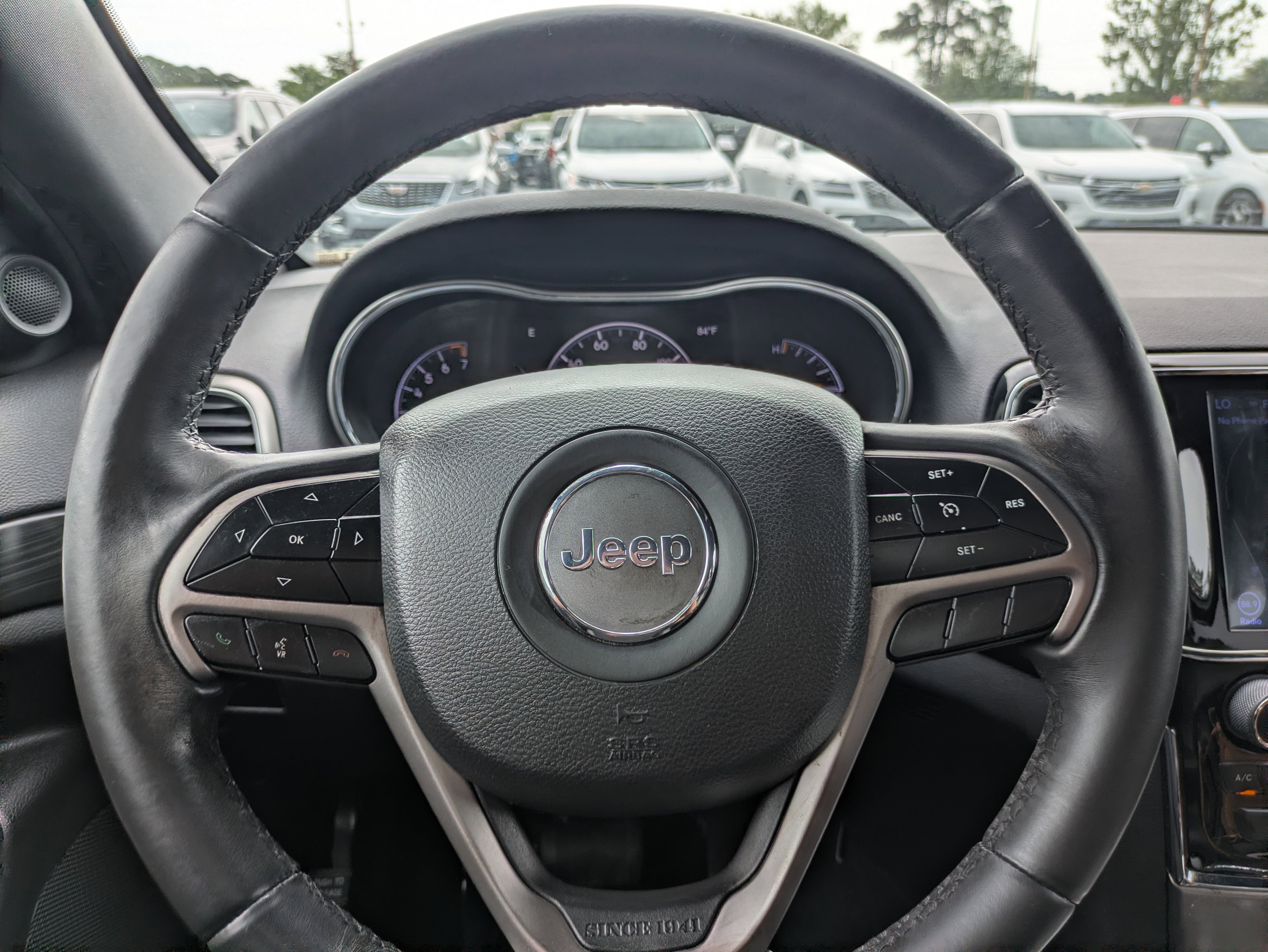 2019 Jeep Grand Cherokee Laredo E