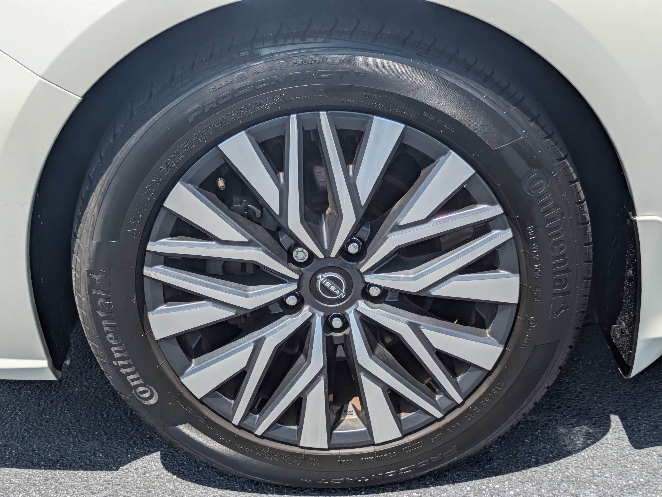 2024 Nissan Altima SV FWD