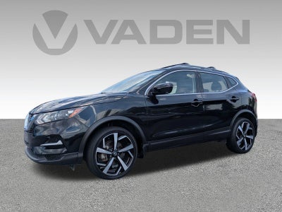 2022 Nissan Rogue Sport SL FWD Xtronic CVT