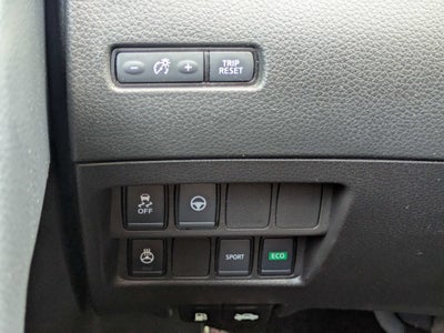 2022 Nissan Rogue Sport SL FWD Xtronic CVT