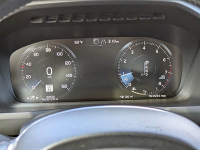 2018 Volvo XC90 T5 Momentum