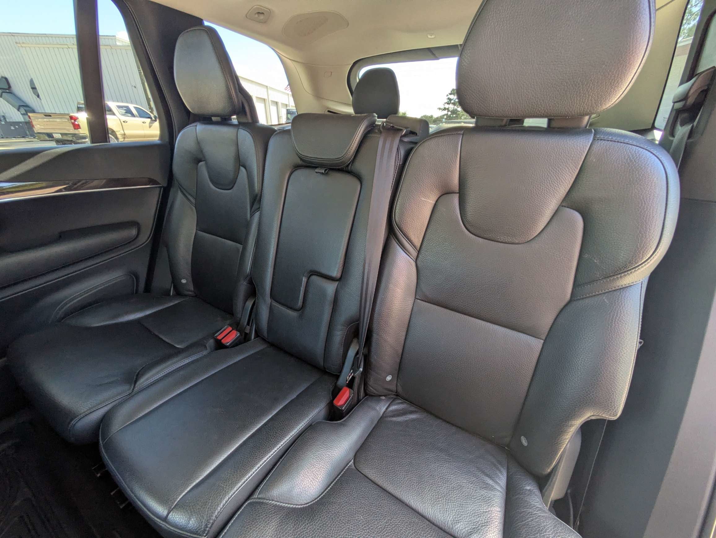 2018 Volvo XC90 T5 Momentum