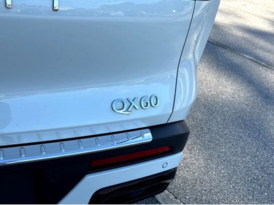 2023 INFINITI QX60 LUXE
