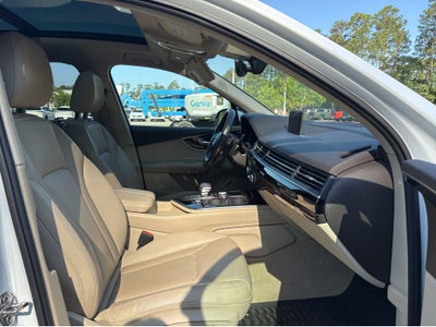 2019 Audi Q7 55 Premium Plus quattro