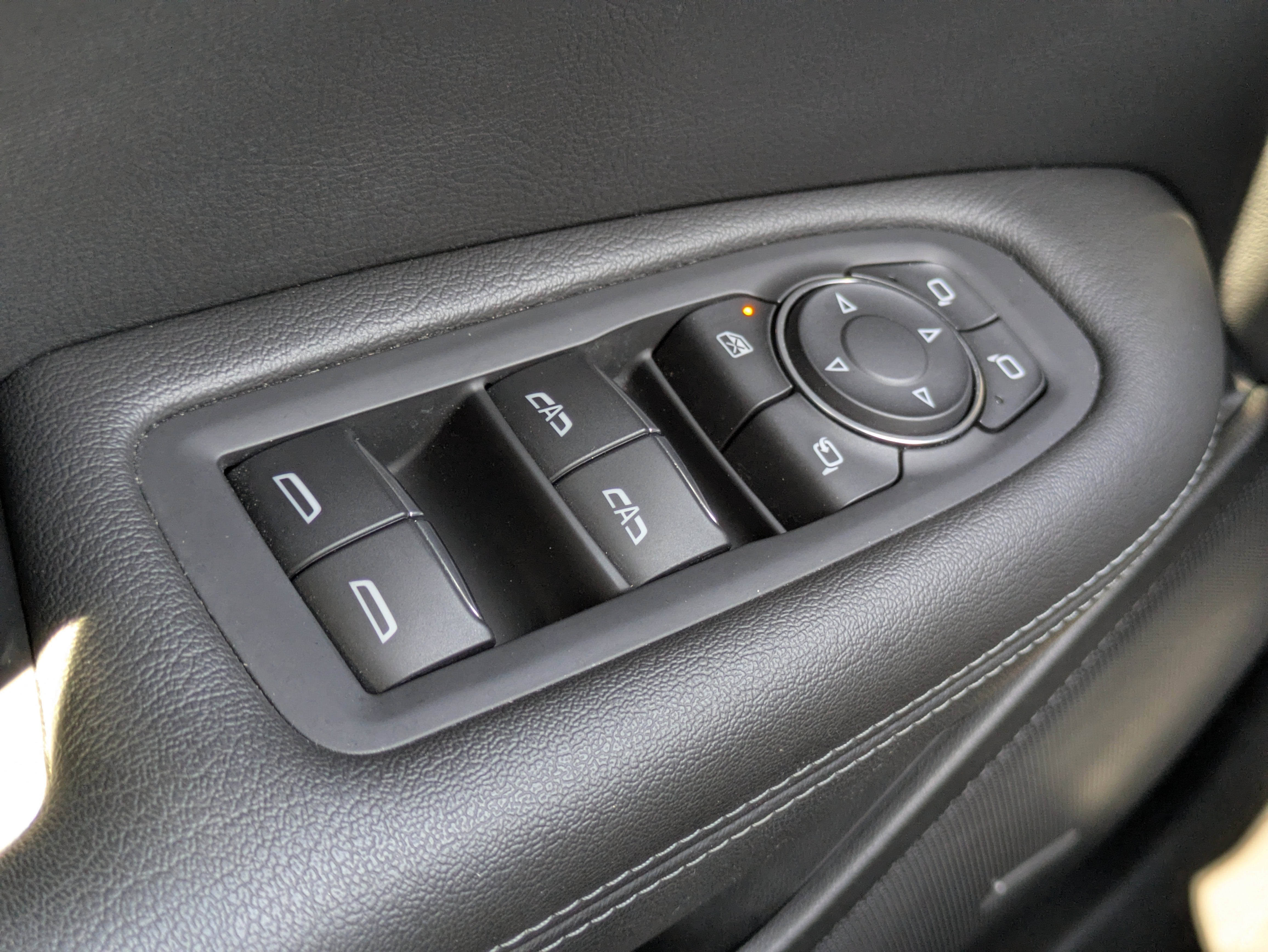 2024 Cadillac XT6 Luxury