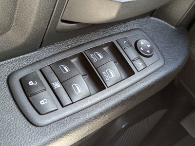 2022 RAM 1500 Classic Tradesman Crew Cab 4x4 5'7" Box