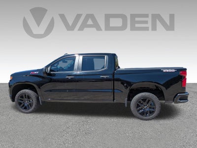 2022 RAM 1500 Classic Tradesman Crew Cab 4x4 5'7" Box