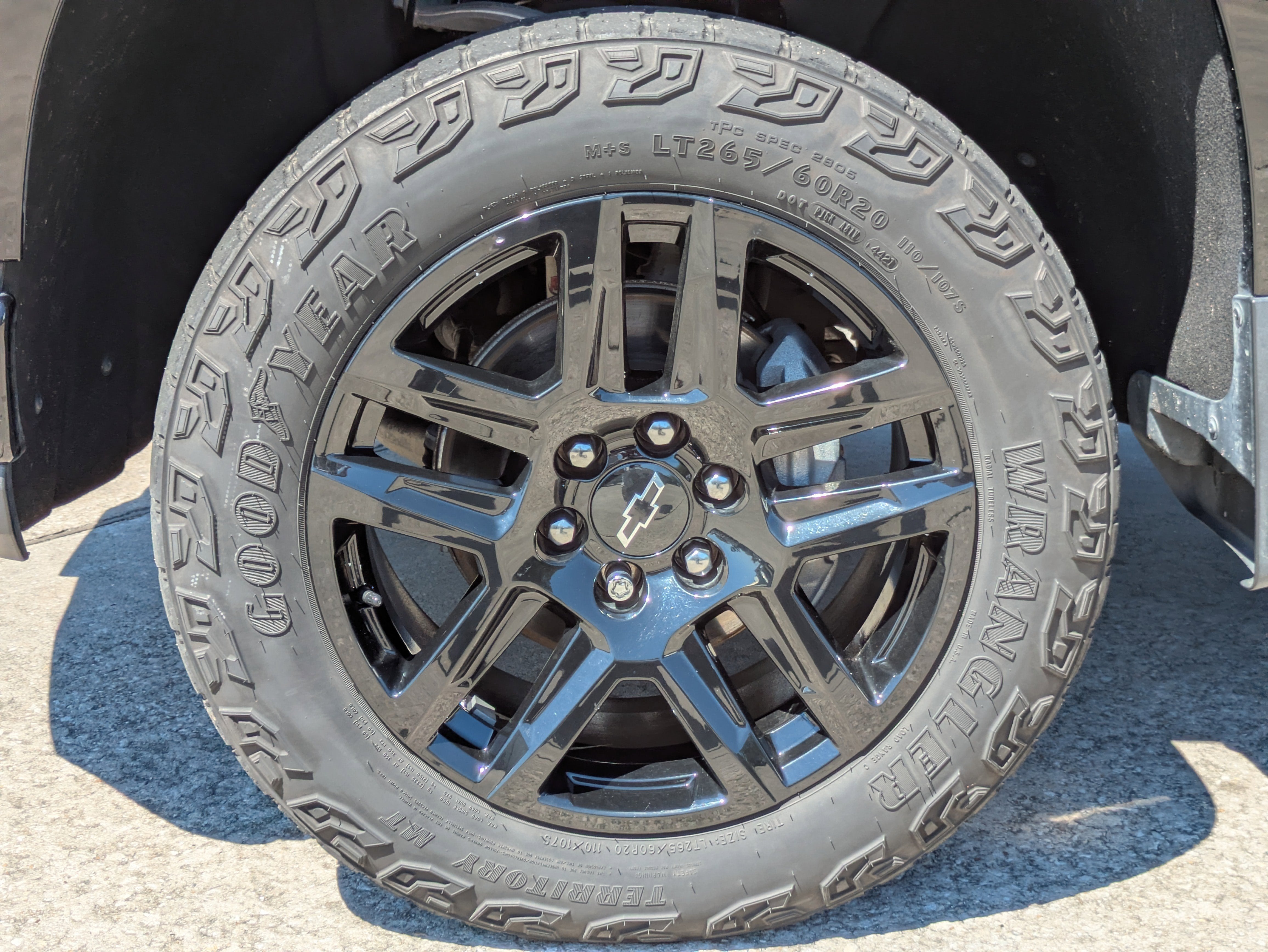 2022 RAM 1500 Classic Tradesman Crew Cab 4x4 5'7" Box