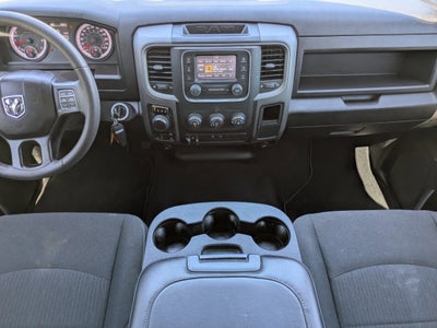 2022 RAM 1500 Classic Tradesman Crew Cab 4x4 5'7" Box