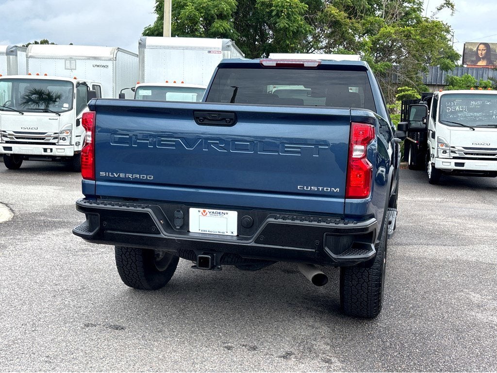 2025 Chevrolet Silverado 2500HD Custom
