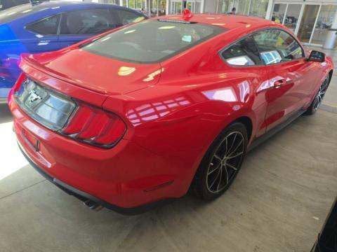 2020 Ford Mustang EcoBoost