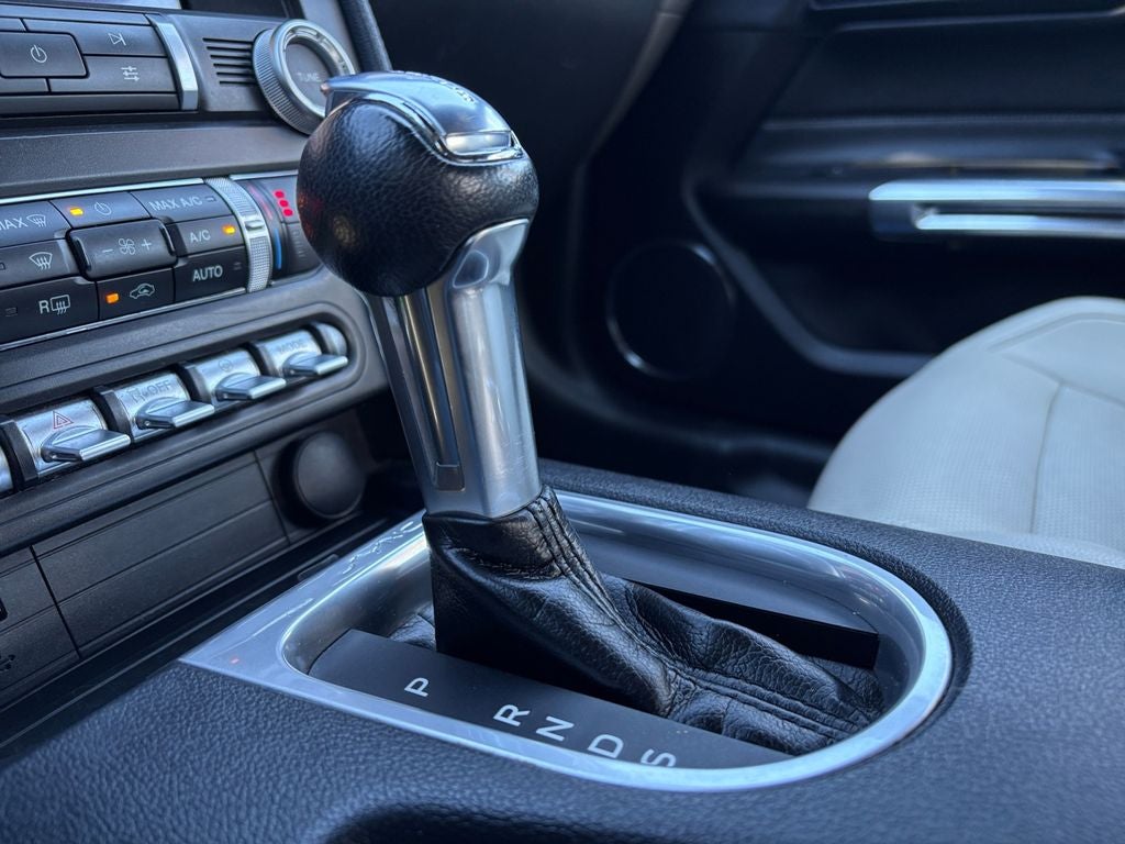 2022 Ford Mustang EcoBoost