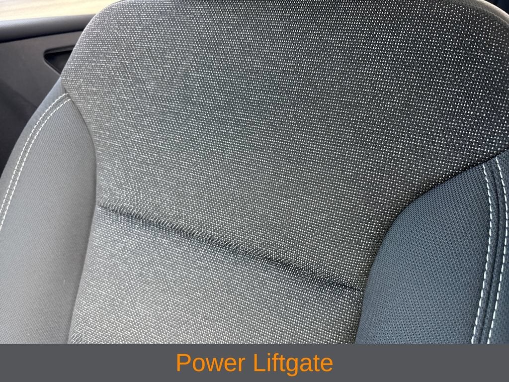 2025 Chevrolet Traverse FWD LT