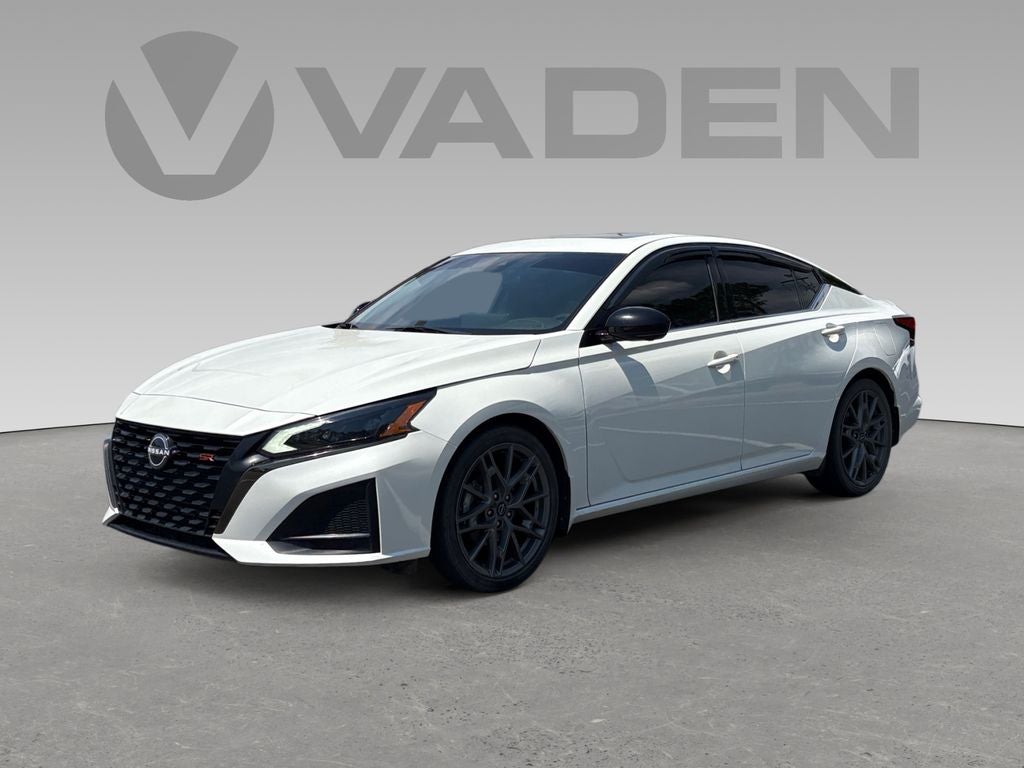 2023 Nissan Altima 2.0 SR