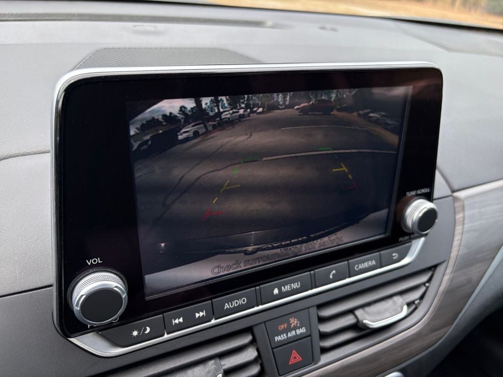 2025 Nissan Altima SV