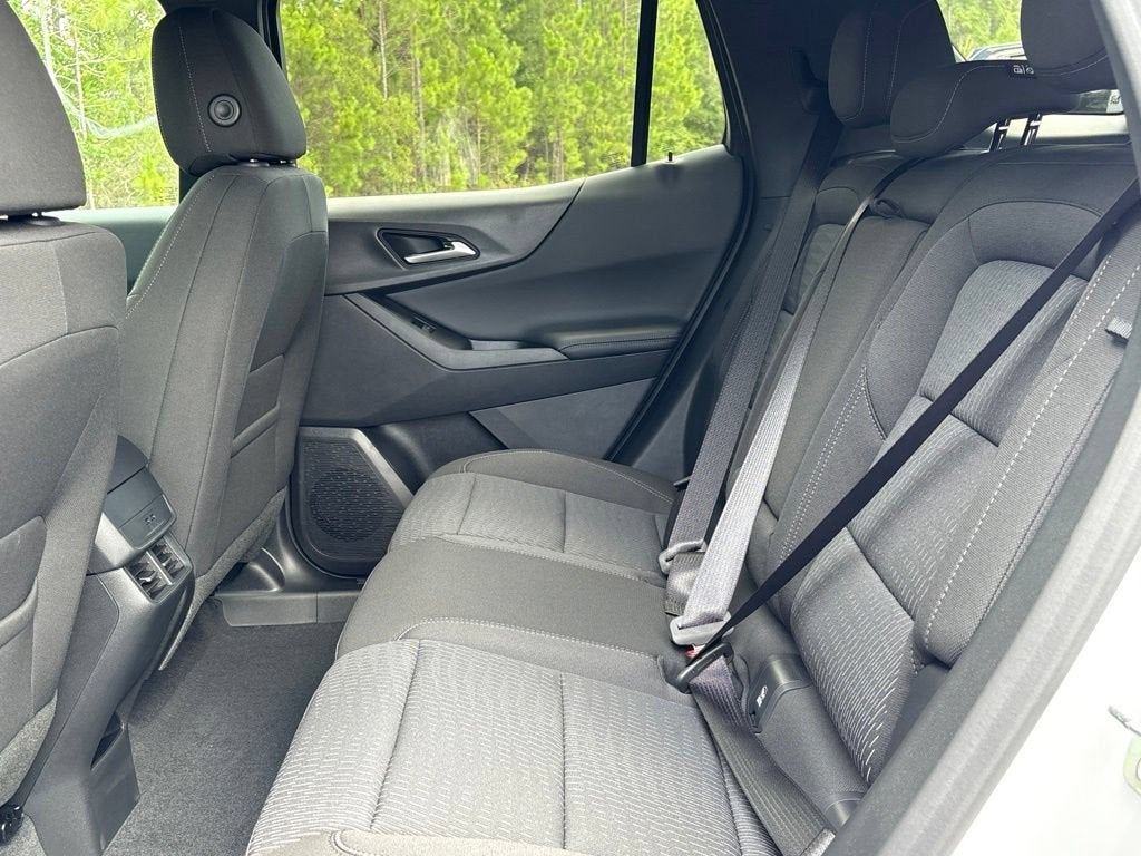 2027 Chevrolet Equinox AWD LT